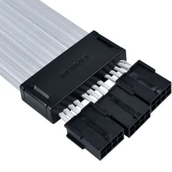 Cable Extensión Lian Li Strimer Wireless ARGB 3 x 8 Pines Para GPU Blanco