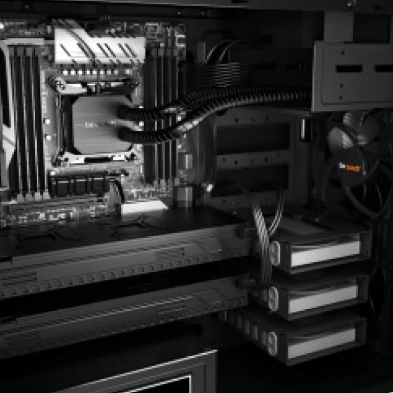 Caja/Torre be quiet! Pure Base 600 Plata