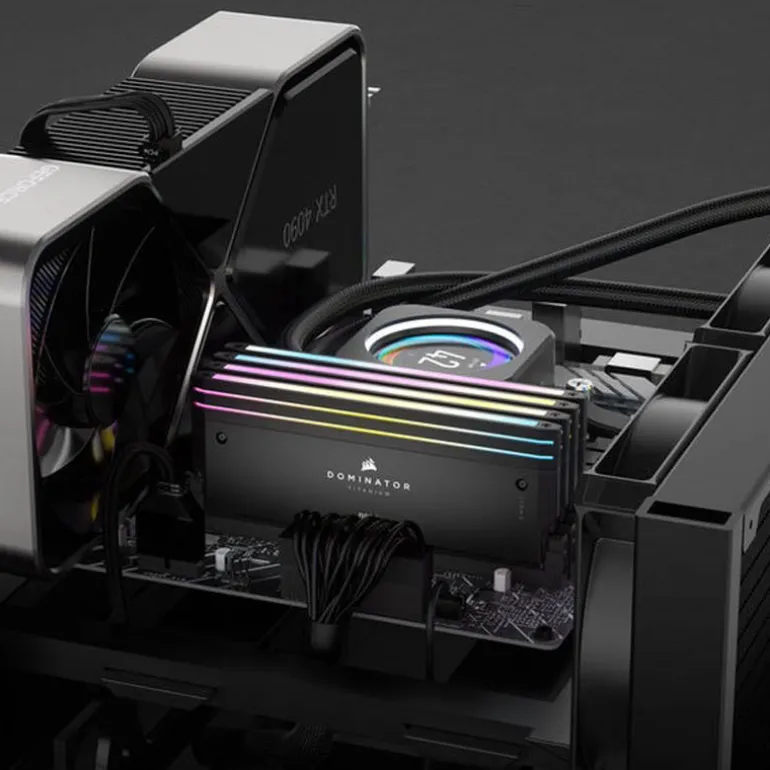 Memoria DDR5 Corsair Dominator Titanium RGB 32GB 2x16GB 6400MHz CL32 XMP Negro