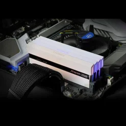Memoria DDR4 Team Group T-Force Xtreem ARGB White 16GB 2x8GB 3600MHz CL18